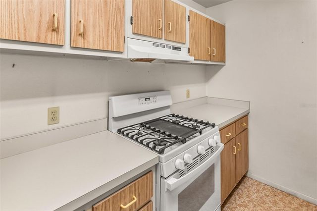 2065 ISLE ROYALE COURT SE 141, Winter Haven, FL 33880