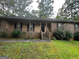380 Hidden Valley Drive SE, Conyers, GA 30094