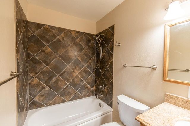 8050 E Clarendon Avenue, Scottsdale, AZ 85251