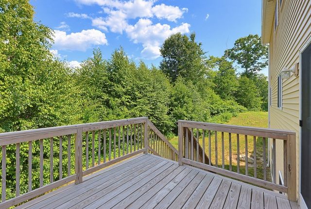 8 Preservation Way, Attleboro, MA 02703