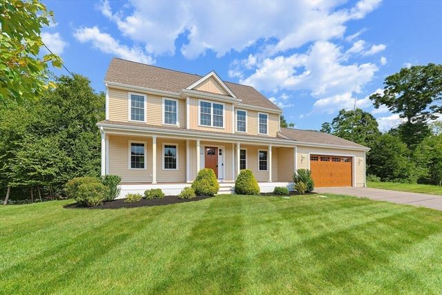 8 Preservation Way, Attleboro, MA 02703