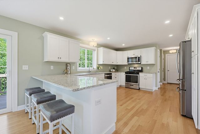 8 Preservation Way, Attleboro, MA 02703