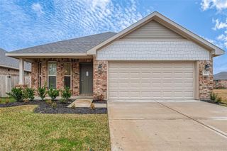 428 Bryan Way, Angleton, TX 77515