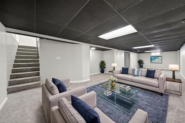 460 Wren Drive, Florissant, MO 63031