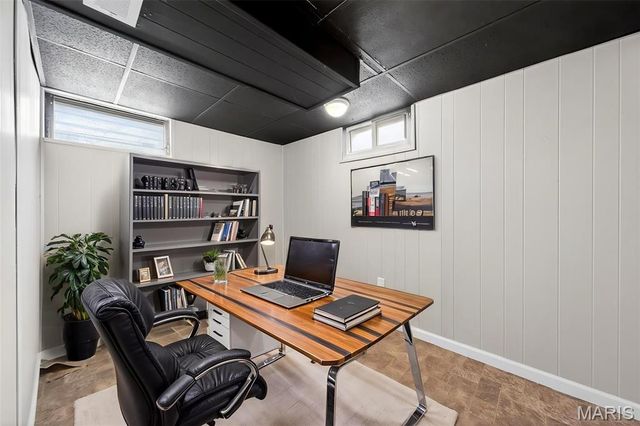 460 Wren Drive, Florissant, MO 63031