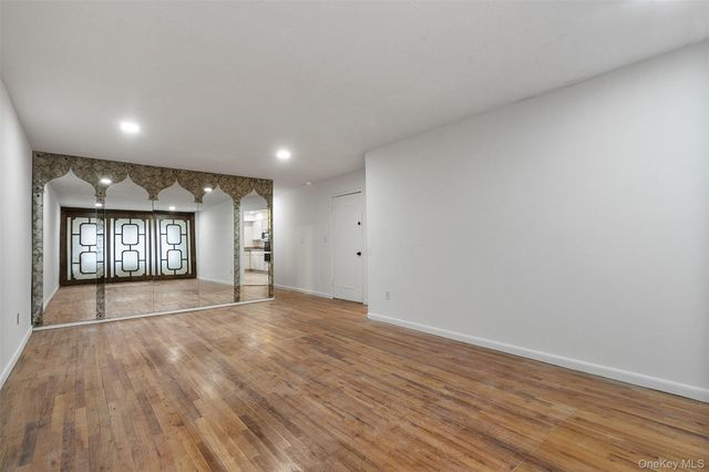 6 Regina Place 1, Yonkers, NY 10703