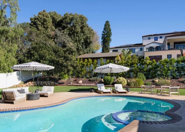 2110 Calle Guaymas, La Jolla (san Diego), CA 92037