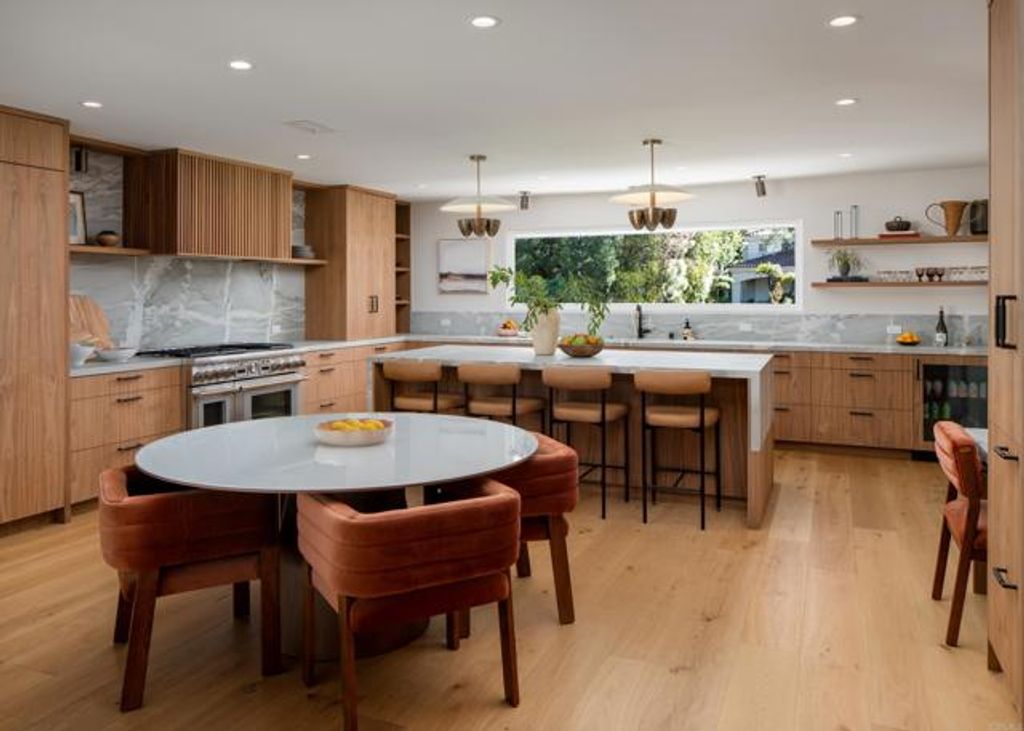 2110 Calle Guaymas, La Jolla (san Diego), CA 92037