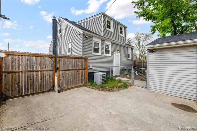 26323 Kean Street, Inkster, MI 48141