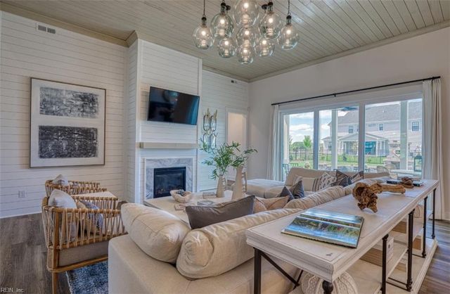 320 Rhapsody DR, Suffolk, VA 23435