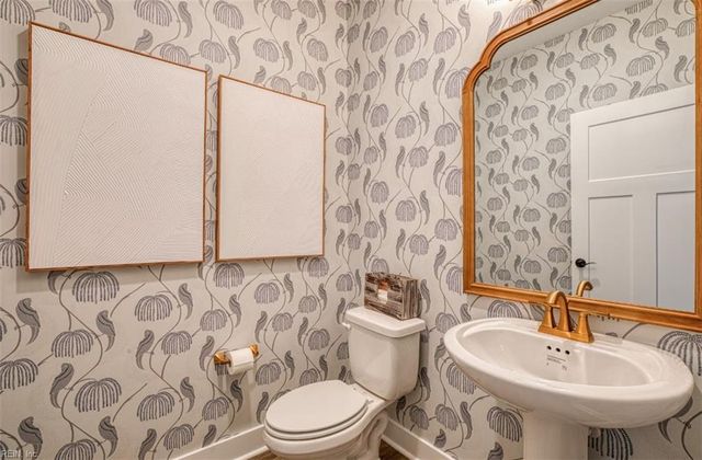 320 Rhapsody DR, Suffolk, VA 23435