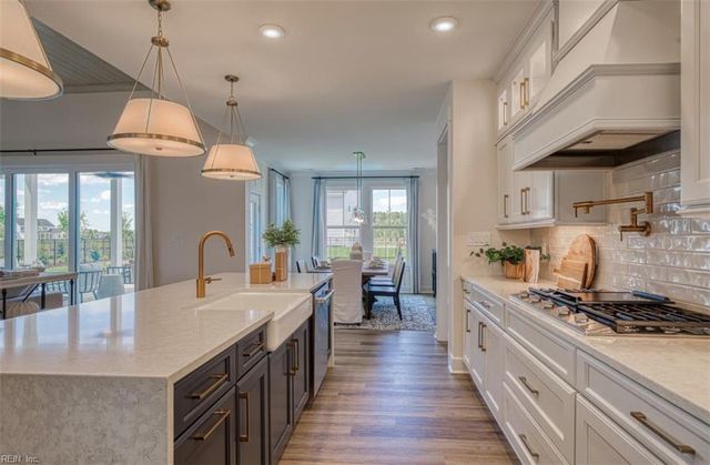 320 Rhapsody DR, Suffolk, VA 23435