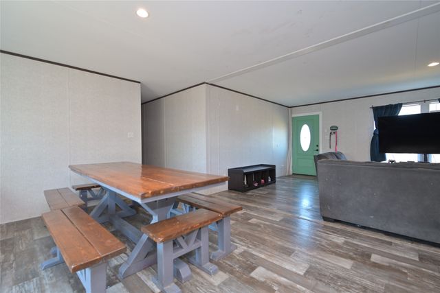 6413 Friesian Drive, Godley, TX 76044