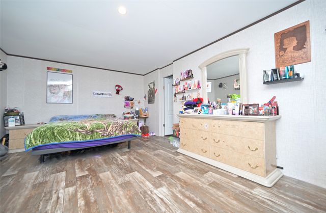 6413 Friesian Drive, Godley, TX 76044