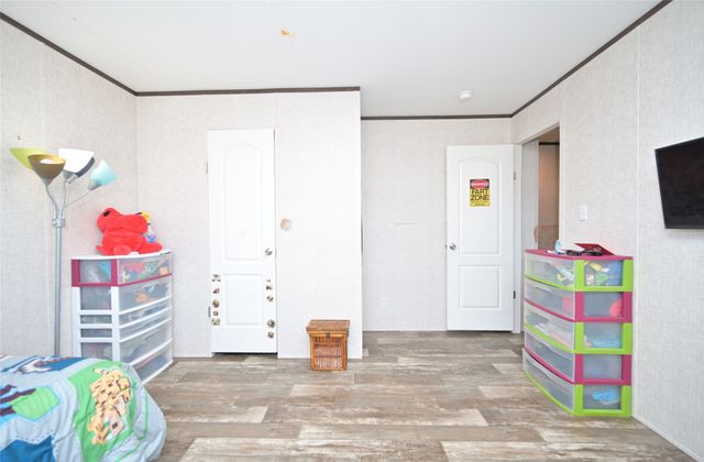 6413 Friesian Drive, Godley, TX 76044
