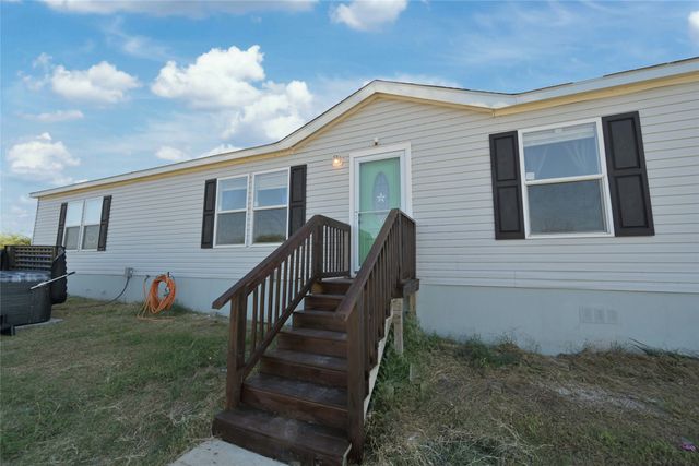 6413 Friesian Drive, Godley, TX 76044