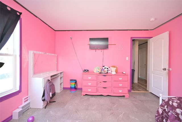 6413 Friesian Drive, Godley, TX 76044