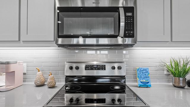 203 SYDNEY Lane, Mansfield, TX 76063