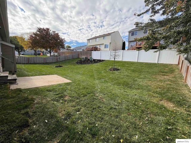 5818 S 158th Street, Omaha, NE 68135