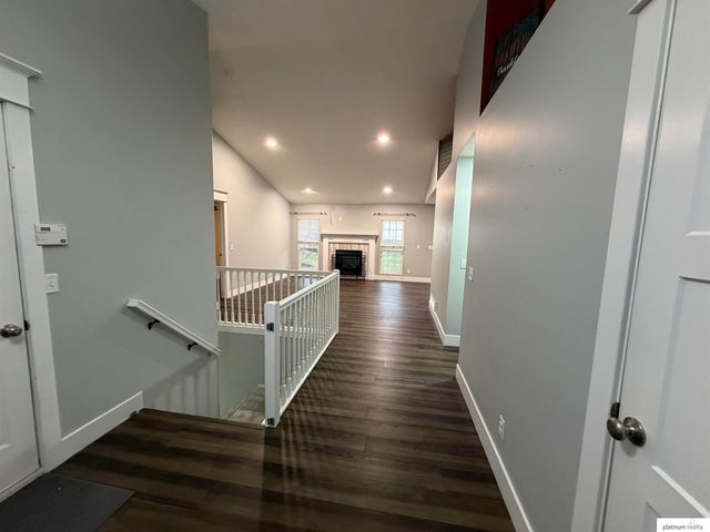 5818 S 158th Street, Omaha, NE 68135