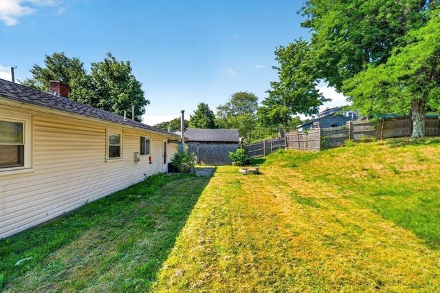 99 Connell Ave, Brockton, MA 02302