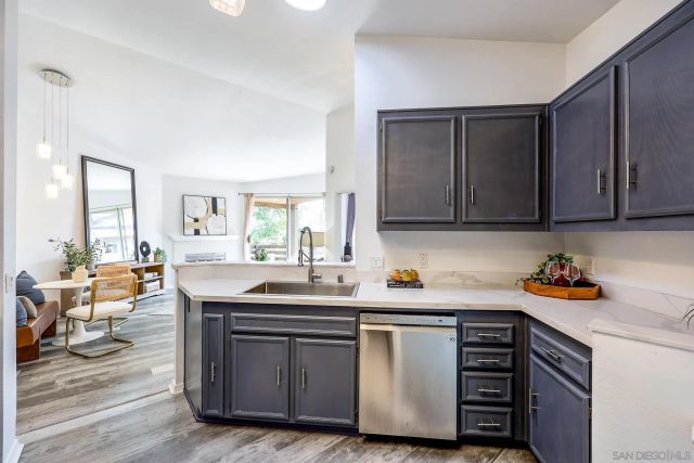 7390 Mission Trails 94, Santee, CA 92071