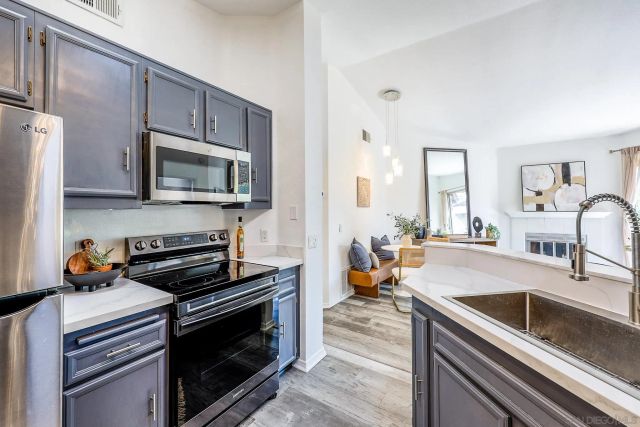 7390 Mission Trails 94, Santee, CA 92071