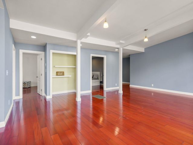 6208 Oakdale Ave, Oakland, CA 94605