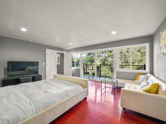 6208 Oakdale Ave, Oakland, CA 94605