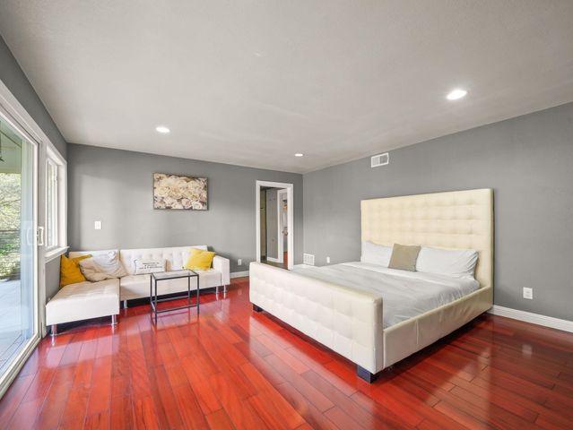 6208 Oakdale Ave, Oakland, CA 94605