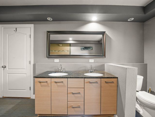 6208 Oakdale Ave, Oakland, CA 94605