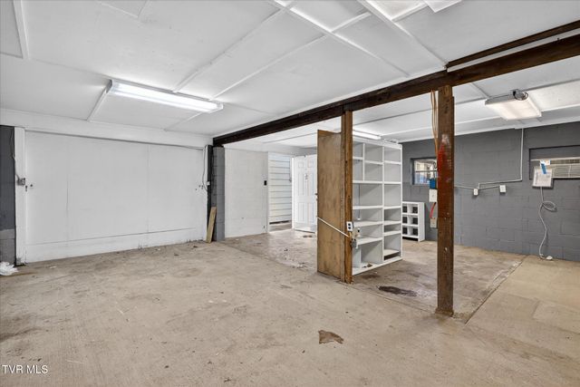 4534 Dishner Valley Road, Bristol, VA 24202