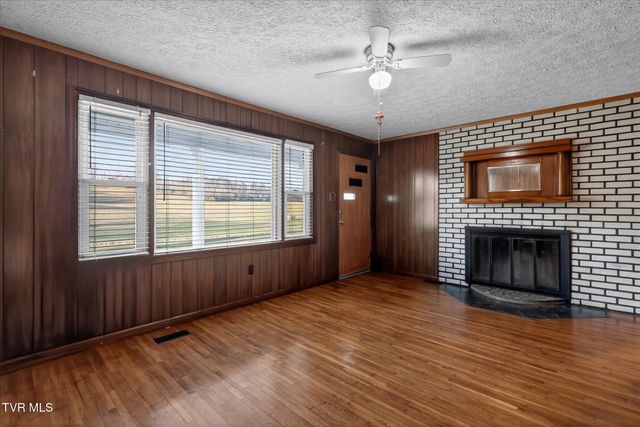 4534 Dishner Valley Road, Bristol, VA 24202