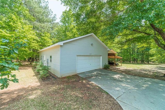 4415 Locklin Road, Monroe, GA 30655