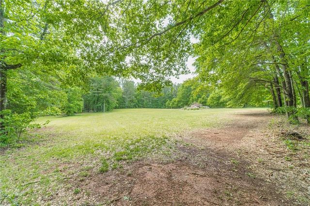 4415 Locklin Road, Monroe, GA 30655