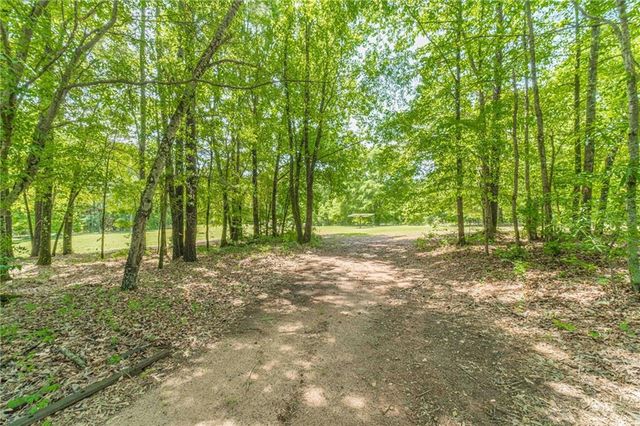 4415 Locklin Road, Monroe, GA 30655
