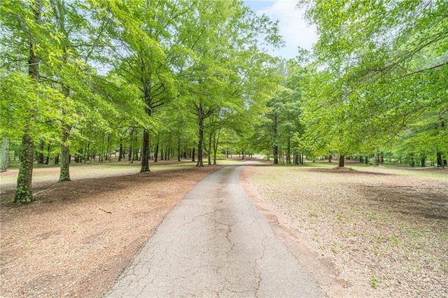 4415 Locklin Road, Monroe, GA 30655