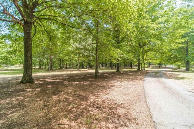 4415 Locklin Road, Monroe, GA 30655