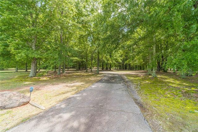 4415 Locklin Road, Monroe, GA 30655