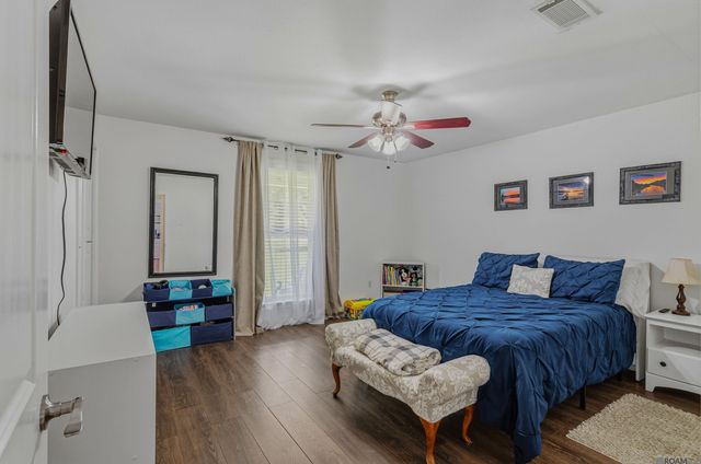9942 Lockhart Rd, Denham Springs, LA 70726