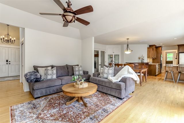 13622 116th Street Ct E, Puyallup, WA 98374