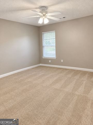 5445 Hilltop Pass, Fairburn, GA 30213