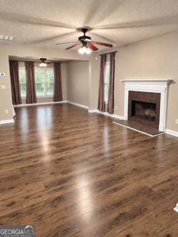 5445 Hilltop Pass, Fairburn, GA 30213