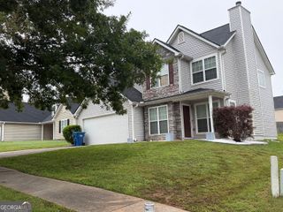 5445 Hilltop Pass, Fairburn, GA 30213