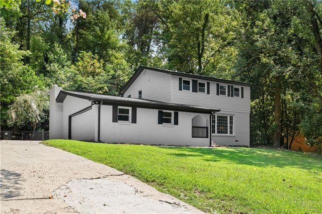 1973 Pine Tree Trail, Gainesville, GA 30501