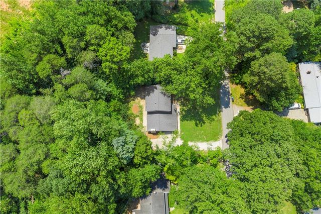 1973 Pine Tree Trail, Gainesville, GA 30501