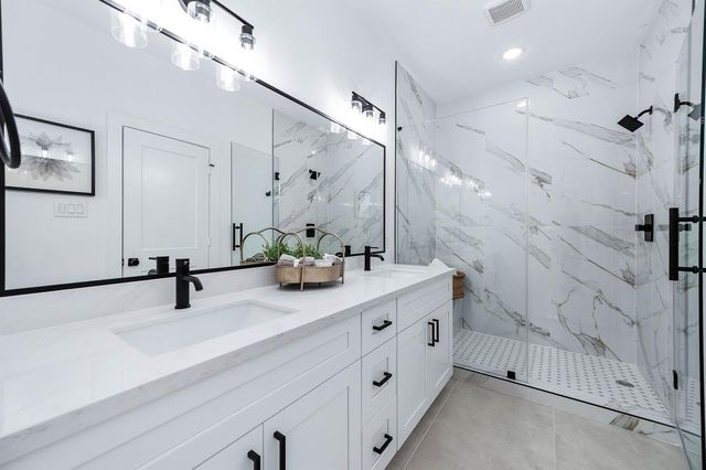 5803 Hardy Street, Houston, TX 77009