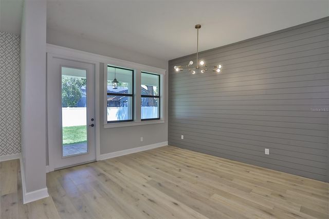 6214 S MAIN AVENUE, Tampa, FL 33611