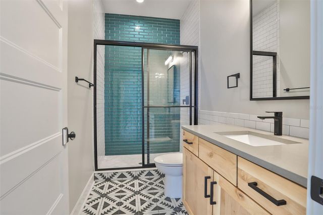 6214 S MAIN AVENUE, Tampa, FL 33611