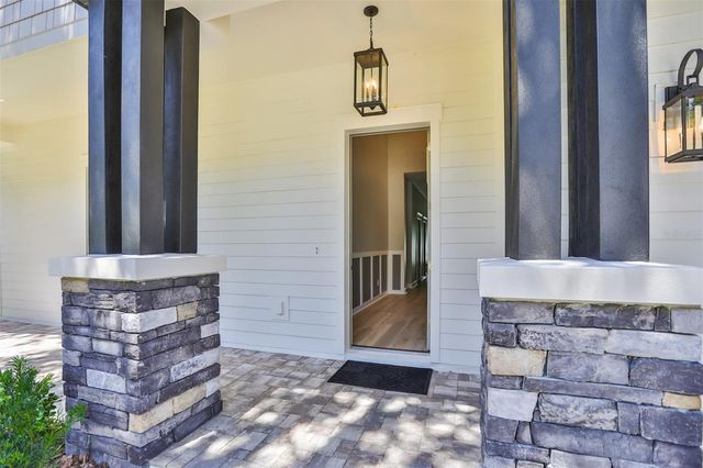 6214 S MAIN AVENUE, Tampa, FL 33611